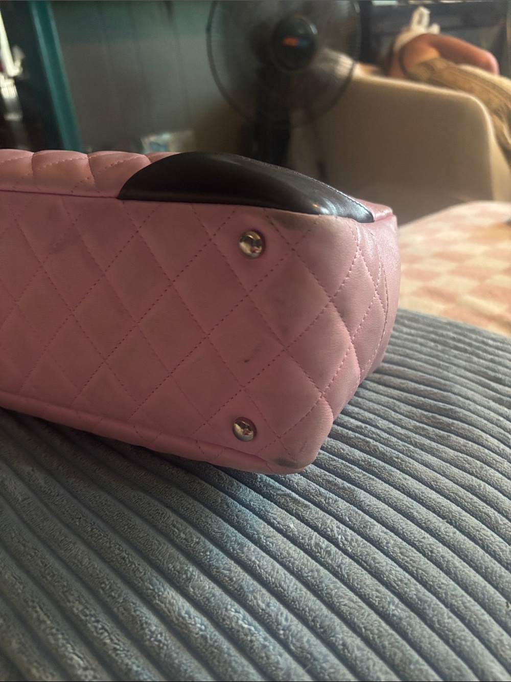 CHANEL Pink Quilted Shoulder Bag with Black Trim - Picture 6 of 9
